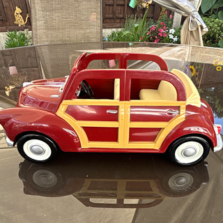 Sylvanian families morris minor car