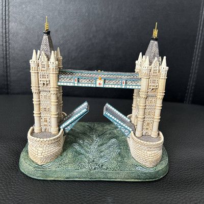 Lilliput Lane Tower Bridge 1998 Diorama Britain's Heritage | eBay