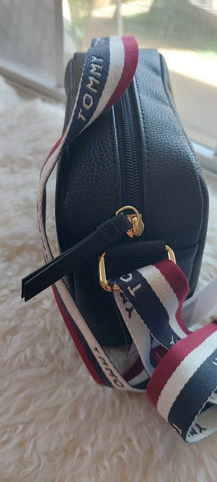 Tommy Hilfiger Purse - Image 3 of 4
