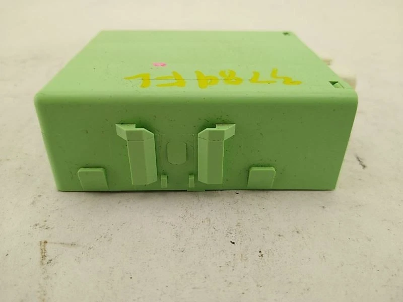 Lexus IS300 Sedan Running Lights Relay Module Fits 2001 2002 2003 2004 2005 - Image 4 of 4