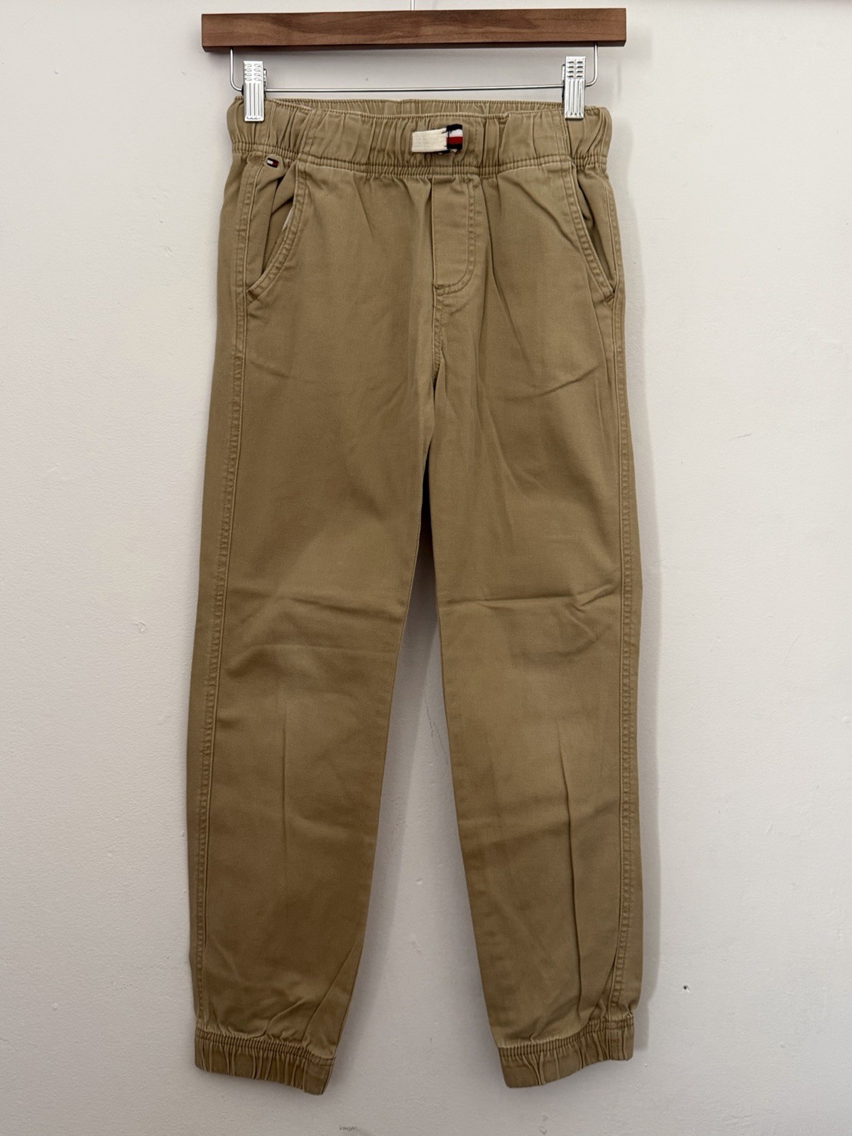 Tommy Hilfiger Boys Beige Jogger Pants 97% Cotton Elastic Waist Pockets Size 10