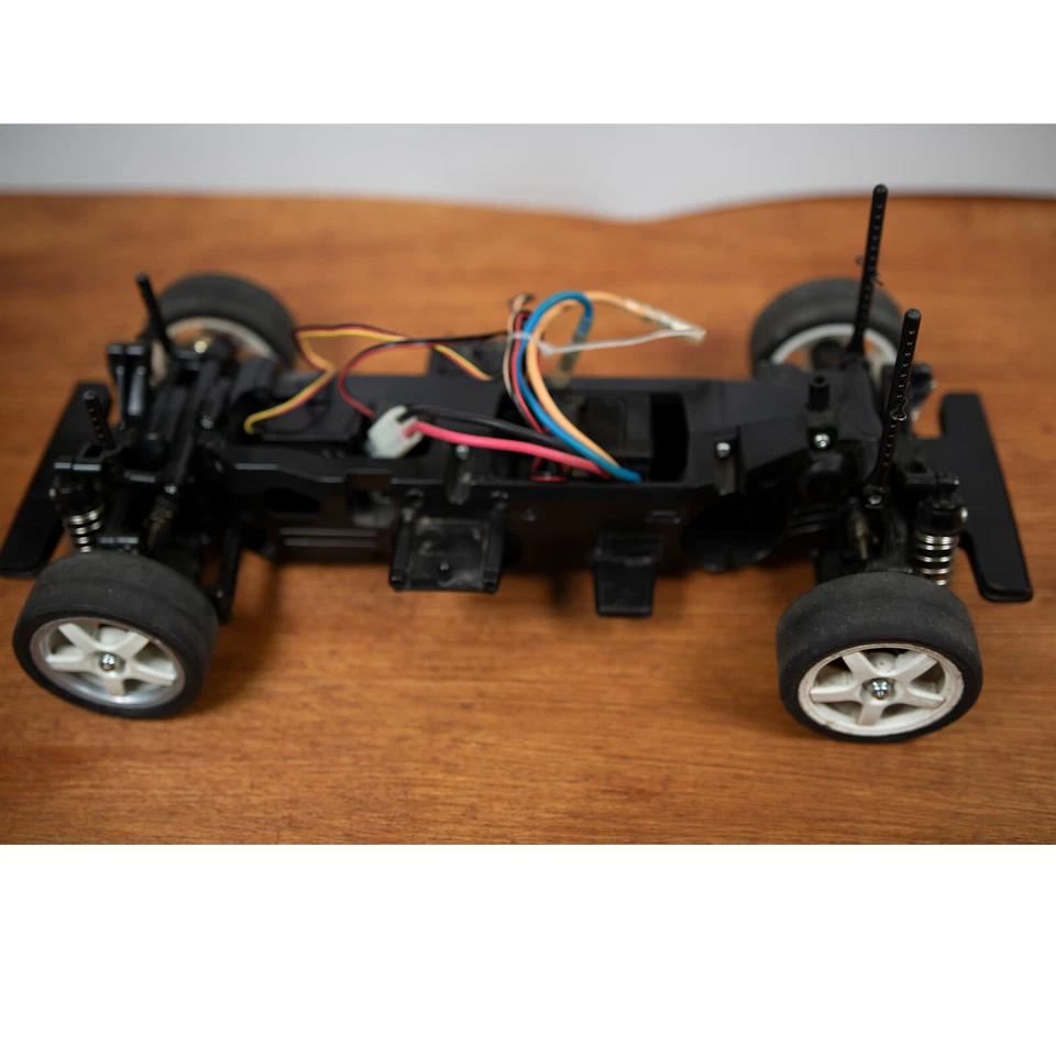 Tamiya 58283 Porsche 911 GT3 Cup VIP – Vintage 1/10 RC Car Kit (Used) - image 3 of 4