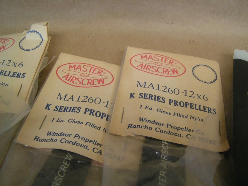 10 NEW props, 12 inch inch, JZINGER Wood 12/8 & Master Aircrew Nylon 12/6 - Image 3 of 3