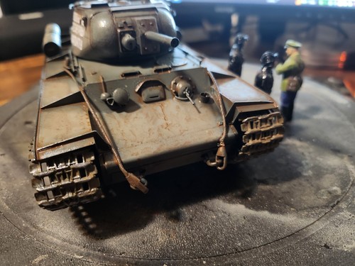 1:35 Built Soviet KV-8S - Picture 11 of 14