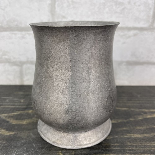 Vtg USA Aluminum Large 20oz Beer Mug Cup Wide Base Gothic Handle - Picture 5 of 12