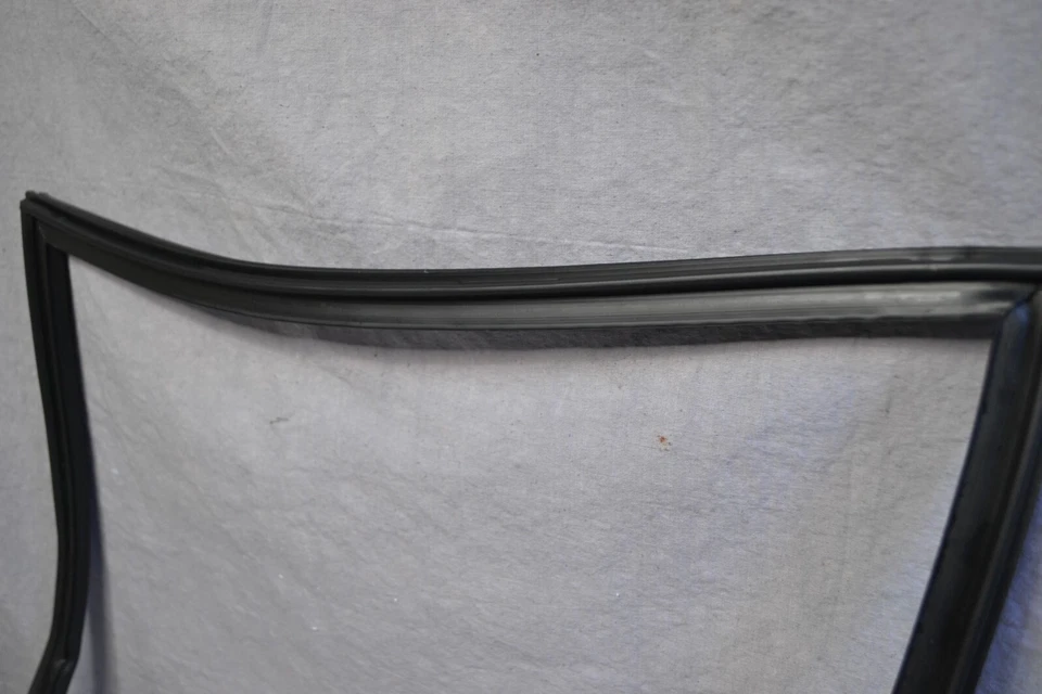 Franklin Wine Cellar Cooler Mini-Fridge FWC16T Door Gasket - Imagem 3 de 4