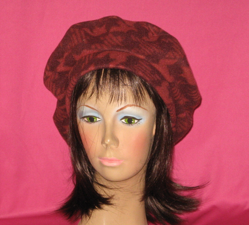 Handmade Beret - Fleece - Houndstooth - Red - Picture 2 of 2