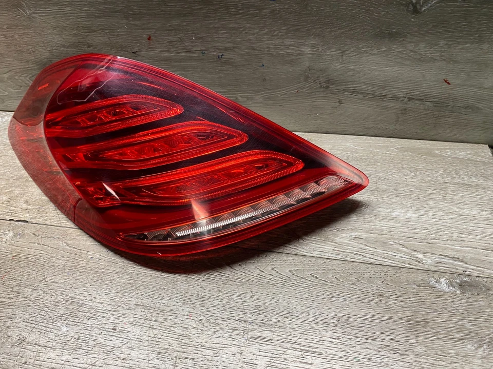 OEM MERCEDES-BENZ W222 CLASE S SEDÁN 2014-2017 LADO DEL CONDUCTOR IZQUIERDO LED LUZ Foto 3 de 4