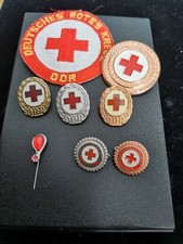 8 alte Abzeichen Deutsches Rotes Kreuz DDR