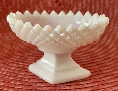 Vintage Westmoreland English Hobnail Diamond Milk Glass Footed Salt Cellar
