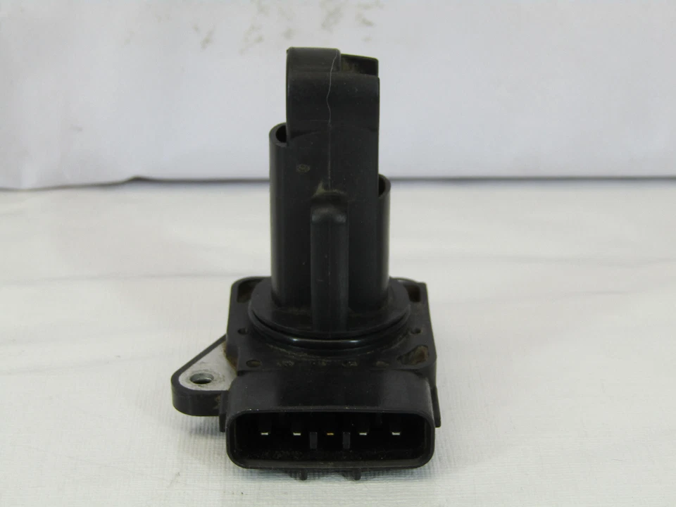 Sensor medidor de flujo de aire másico Toyota 4Runner 1999-2002 MAF 22204-21010 OEM Foto 2 de 4