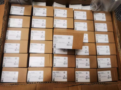 1 PCS  IFM SI5000 flow sensor