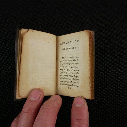 Miniature Book. 1751 To Tou Epiktetou (Enchiridion of Epictetus). Greek - Picture 5 of 13