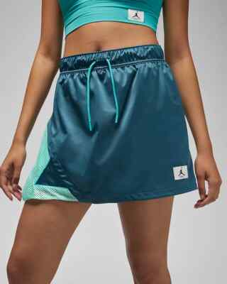 NIKE Women's JORDAN Essentials Skort NWT Green / Teal SIZE: LARGE