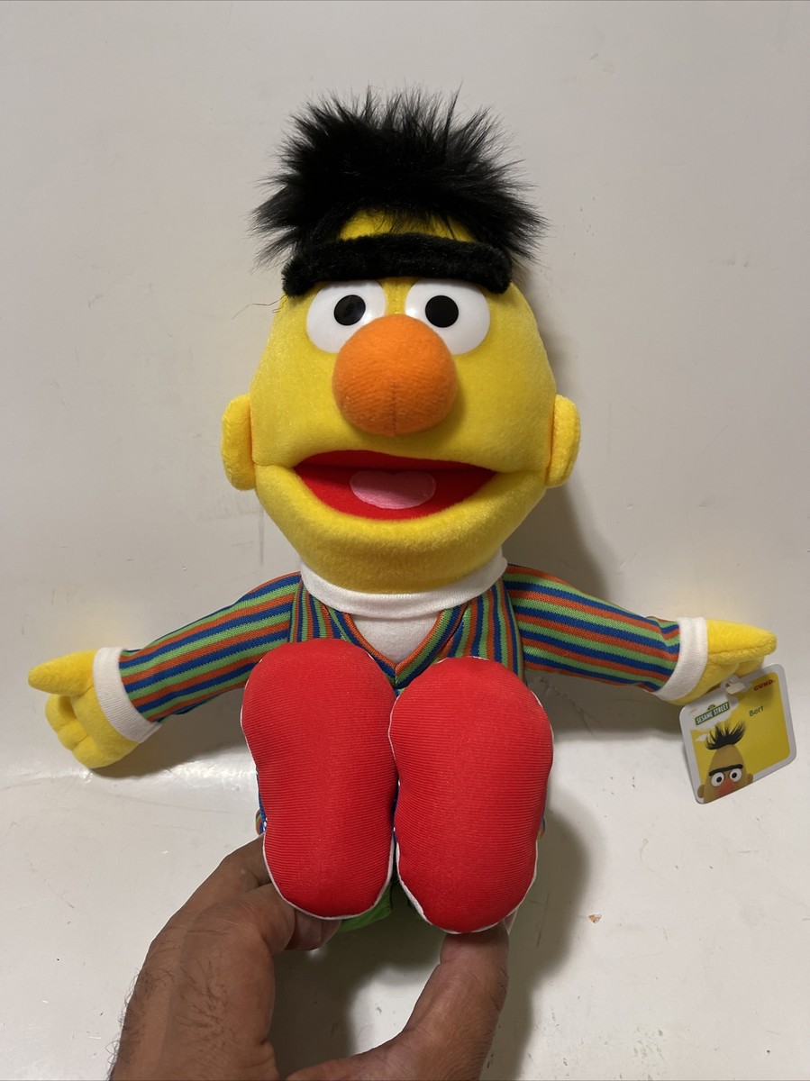 中古ぬいぐるみ0614b sesame Street Bert 14 inch plush doll by Gund excellent