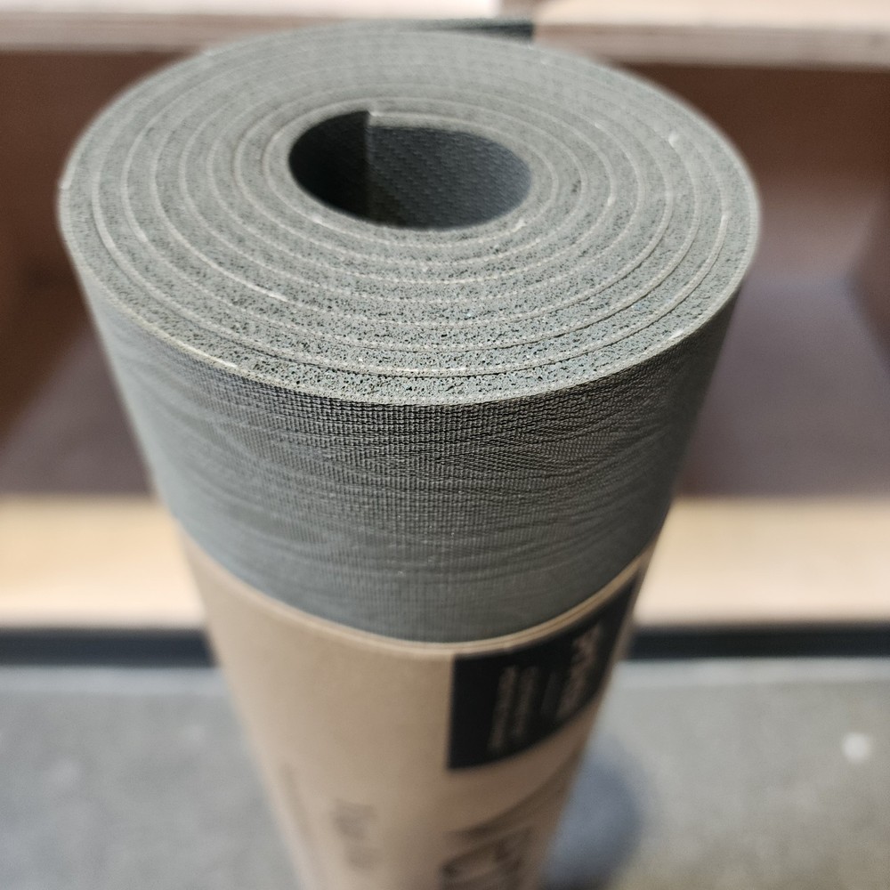Brand New Reversible Prana Verde Yoga Mat Green 72x24 Inches Brand New Reversible Prana Verde Yoga Mat Green 72x24 Inches