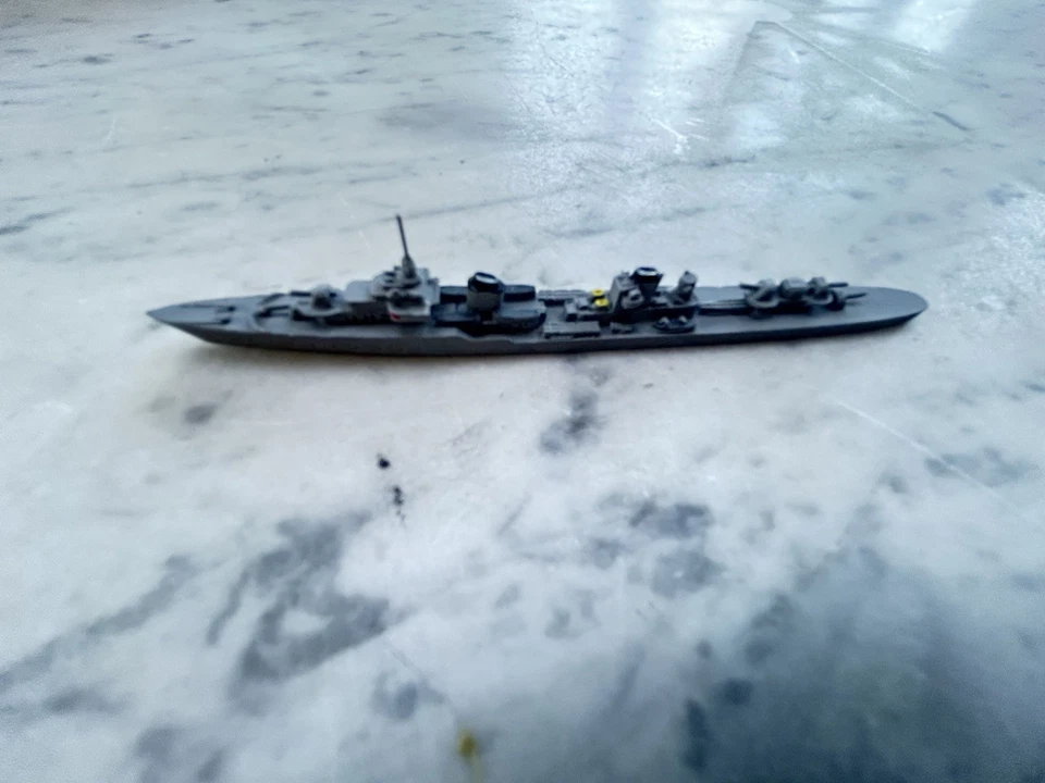 MODELLO METALLO WIKING SCHIFFS 1:1250 FANTASQUE CACCIATORPEDINIERE 1935 FRANCIA - Immagine 2 di 4