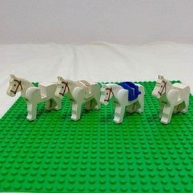 LEGO 6080 King's Castle Lion Knights 1984 Vintage without Box  USED