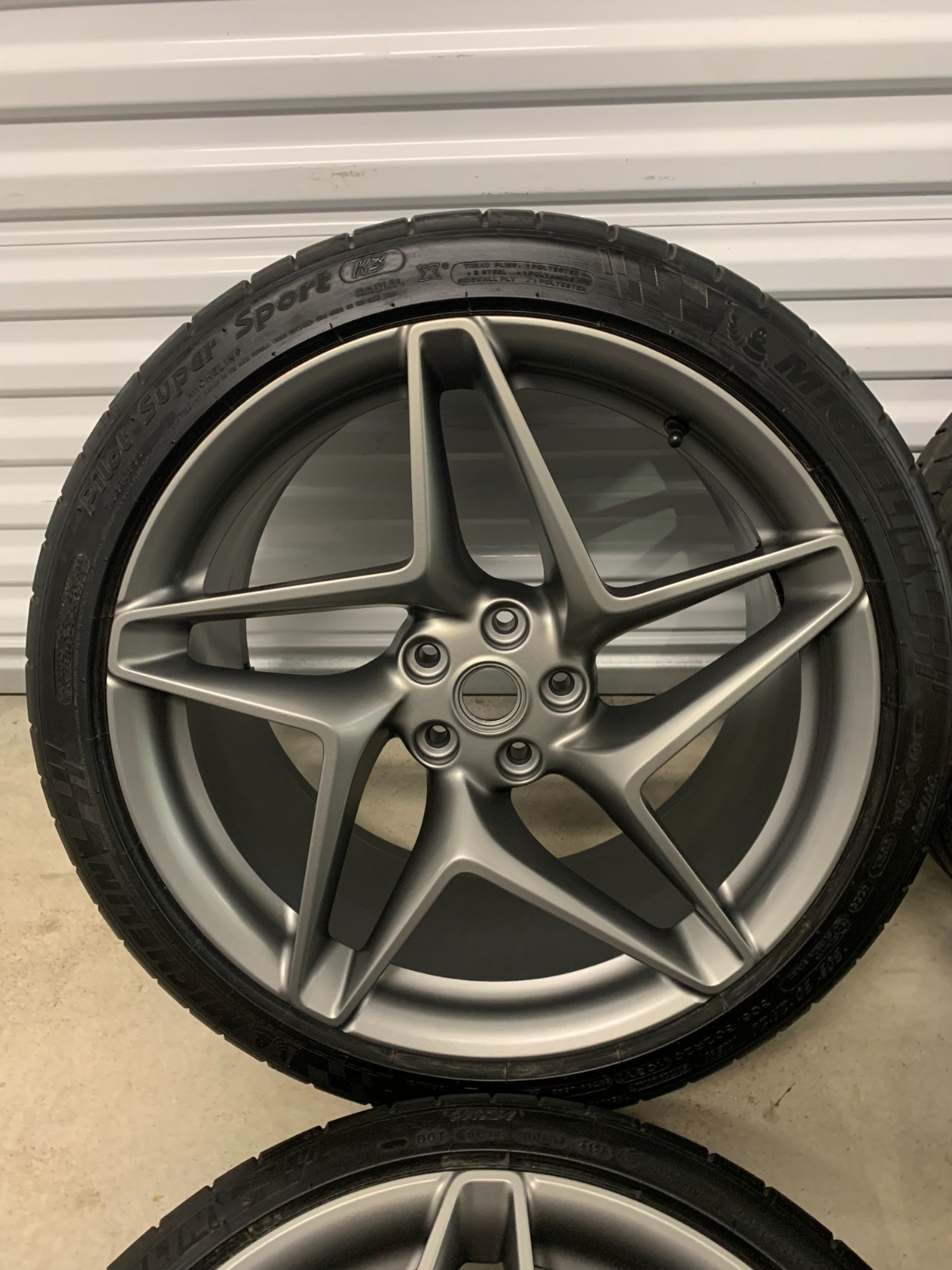 OEM 20" FERRARI F8 Wheels Rims MICHELIN Tires 488 Factory Genuine LIKE NEW