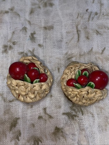 Roter Obstkorb mit Griff signiert MADE IN WESTERN GERMANY Ohrclips ALT Vintage - Bild 1 von 10
