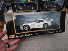 NEW! Maisto S/E Dodge Viper GT2 White W Blue Stripe 1:18 **UNOPENED BOX **