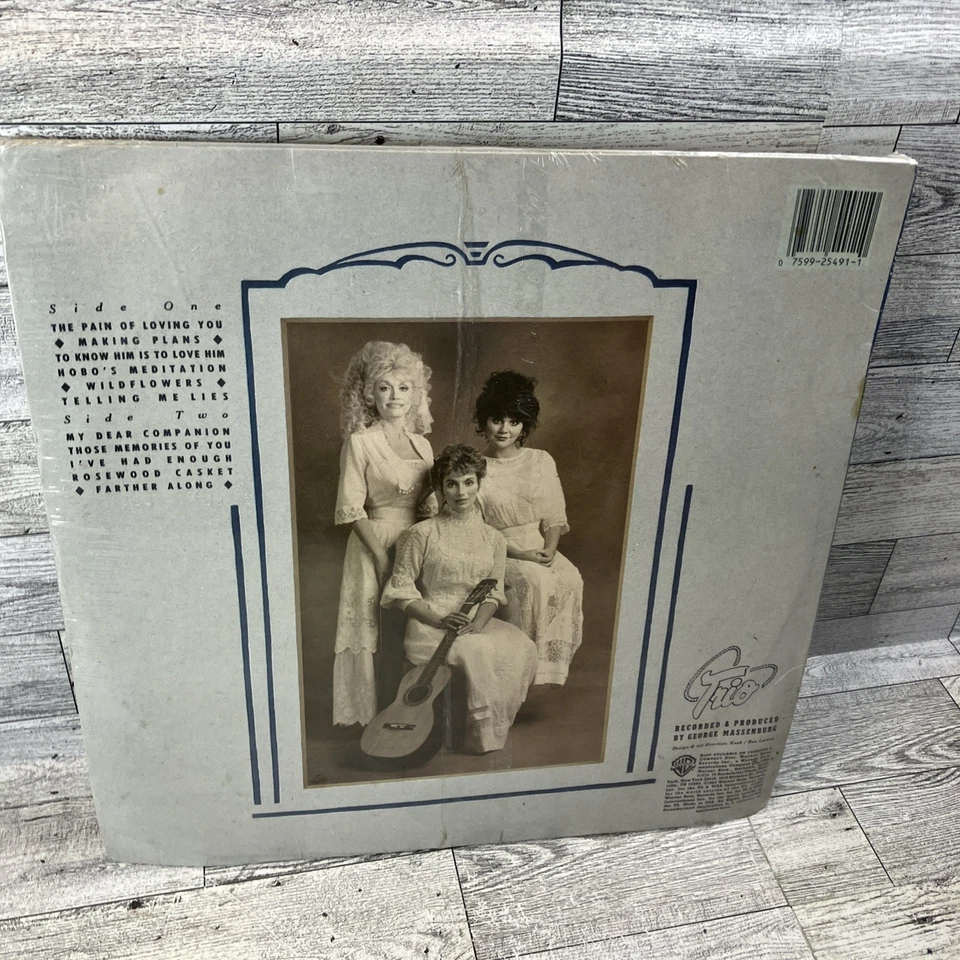 SEALED 1987 Trio Vinyl LP Dolly Parton Linda Ronstadt Emmylou Harris 25491-1 NOS - Image 2 of 4