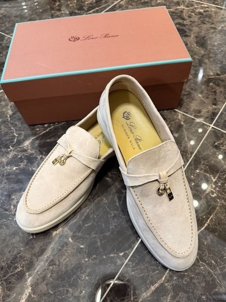 Loro Piana Loafers Beige 37