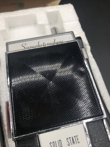 Vintage Walkie Talkie Ross Superheterodyne Solid State Transceivers Model 7765 - Picture 4 of 9