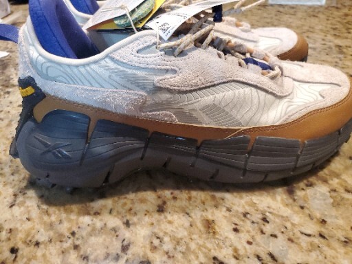 REEBOK ZIG KINETICA 2.5 EDGE SOFT ECRU, TAUPE & CORE BLACK HR1301 Size 11 image 6