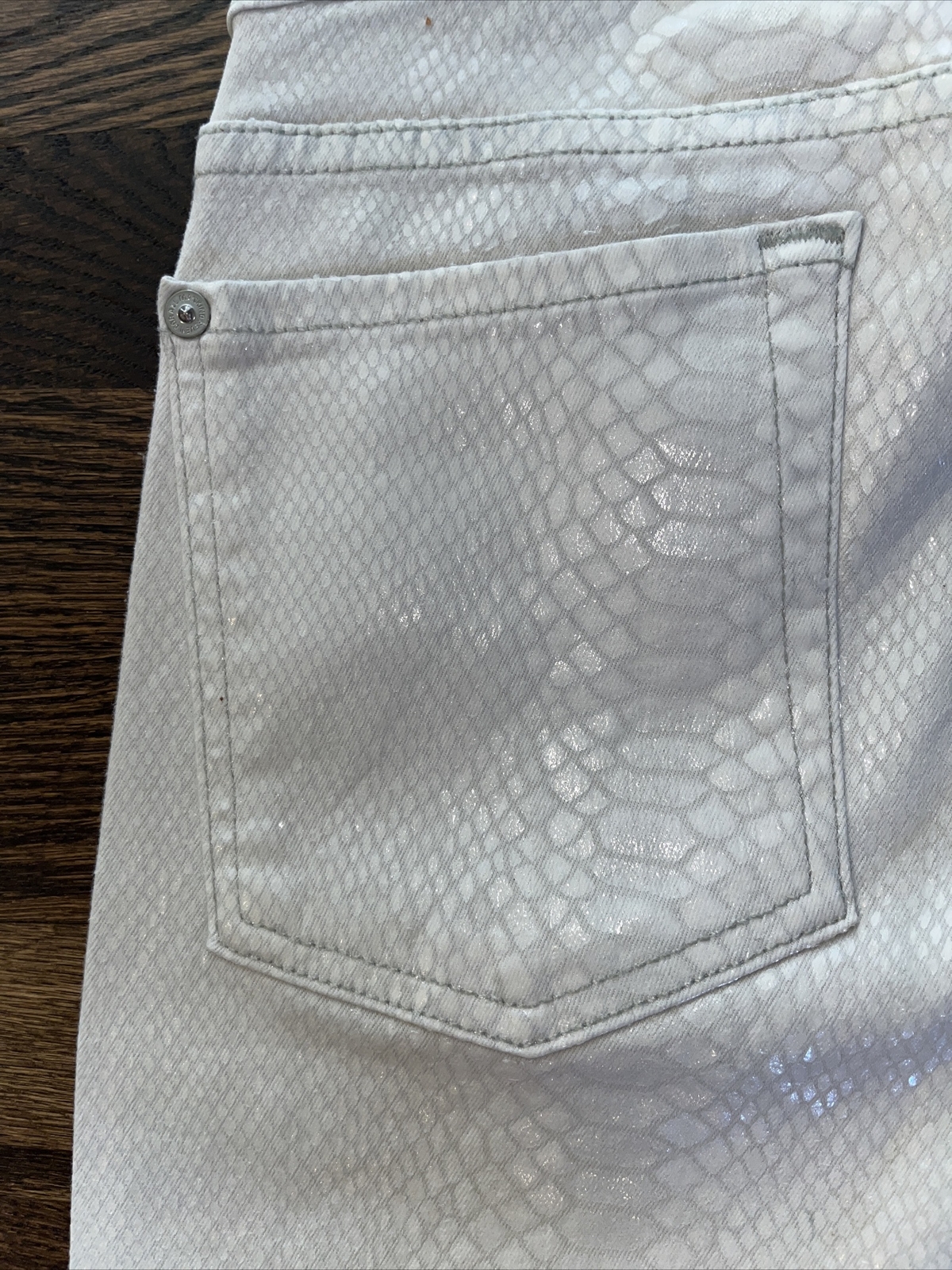 7 For All Mankind Women Snakeskin Slim Illusion Cream Pants Jeans 26x29.5 New - View 11
