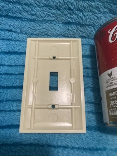 Vintage 60s Sierra Ribbed Mid Century Deco Switch Cover Wall Plate - Picture 9 of 9