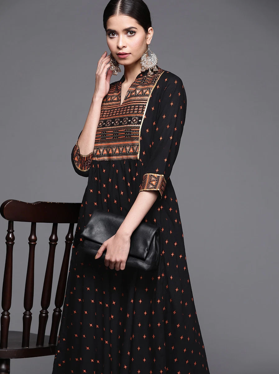 Top 50 Stylish #Black #Kurti Designs #2020 | Black #Dress Design 2020 |  Fashion Trends | Women dresses classy, Girls fashion clothes, Designer  party wear dresses