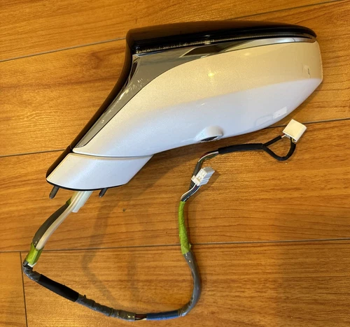 19 23 LEXUS UX200 UX250H UX LEFT DRIVER SIDE DOOR MIRROR CAMERA WHITE NOVA OEM