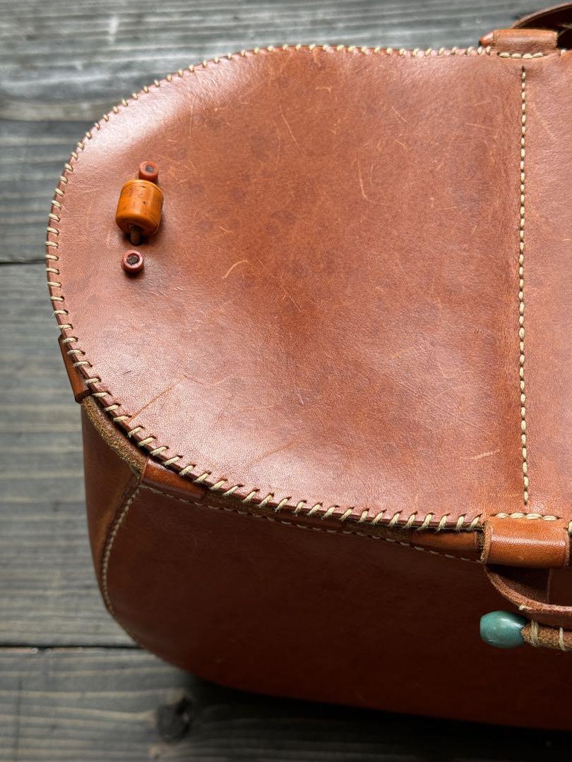 HENRY CUIR Leather Bag with Stains and Scratches from HENRY CUIR Leather Bag with Stains and Scratches from