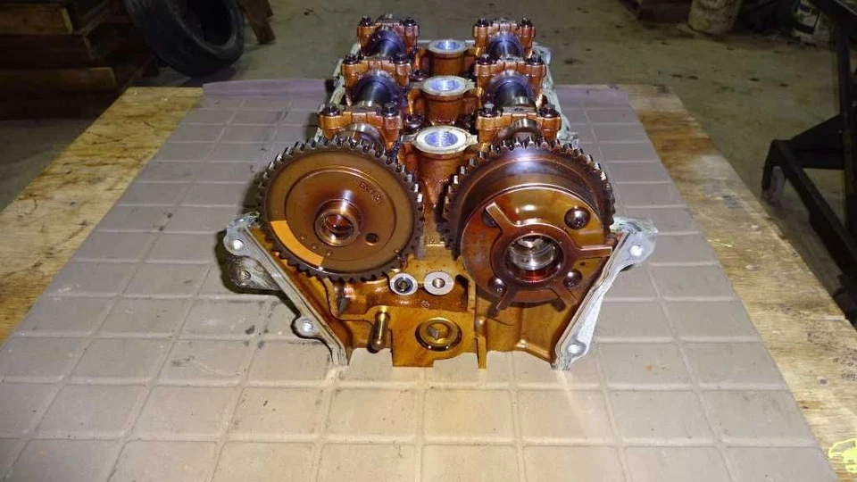 Rear RH Cylinder Head 3.0L Fits 03-08 MAZDA 6 597402 Foto 2 de 4