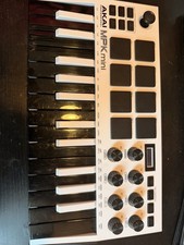 AKAI MPK Mini Midi Keyboard Controller (Missi...