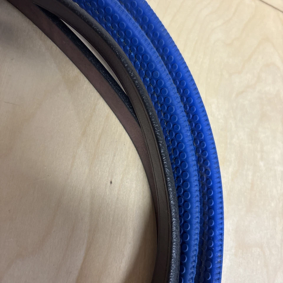 Riendas de competición con agarre de goma de cuero Tory - Habana y azul real - 5/8" x 60" Foto 4 de 4