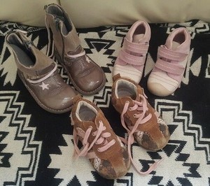 3 Paires Chaussures Enfant Fille Dont Botte Taille 21 Et 22 12 18 Mois Ebay