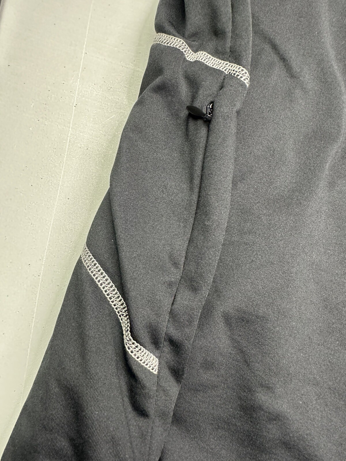 VOLT Resistance Zero Layer Heated Pullover Mens B… - image 8