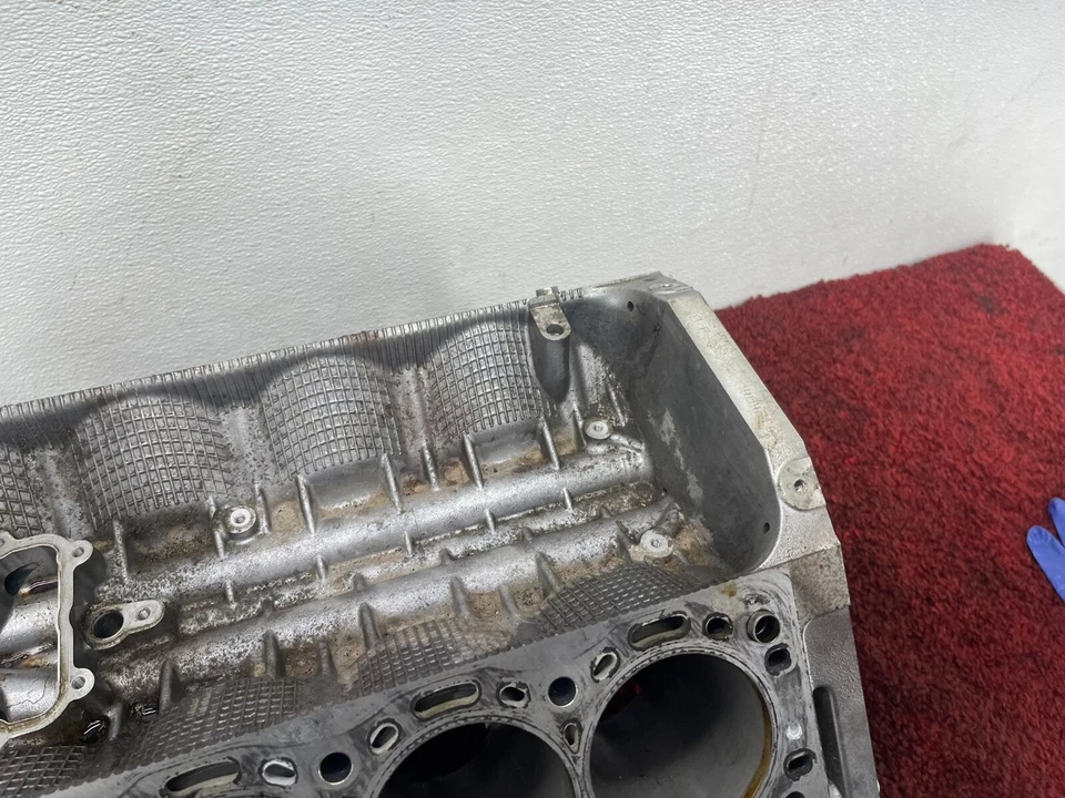 BMW F06 F12 F10 F02 F15 F16 N63N Motor Bloque de cilindros Carcasa OEM 95K Foto 4 de 4