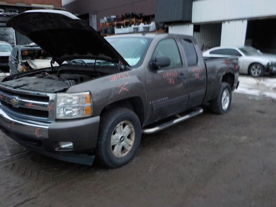 Used Rear Right Door Glass Rear fits: 2008 Chevrolet Silverado 1500 pickup Exten - Image 2 of 4
