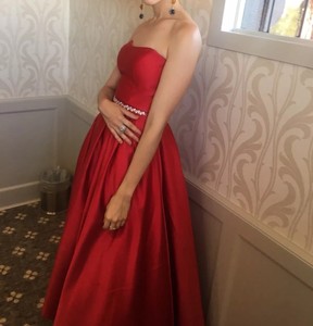 betsy adam red dress