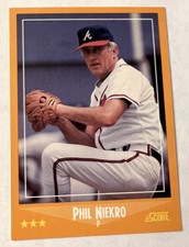 1998 Pinnacle Score MLB Trading Card #555 of 660 Phil Niekro Atlanta Braves