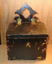 VINTAGE HEAVY PRIMITIVE AGED BLACK WOOD SALT BOX RUSTIC STORAGE WITH LID SALTBOX