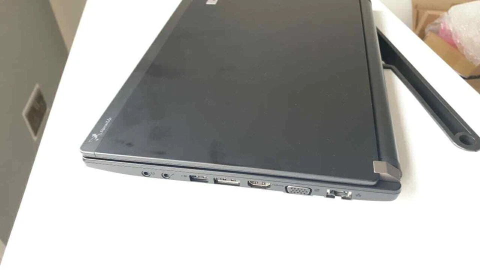 Acer TravelMate P633-M-736a6G50ikk 13.3" Laptop i7 3632QM 6GB 256GB SSD - Image 4 of 4