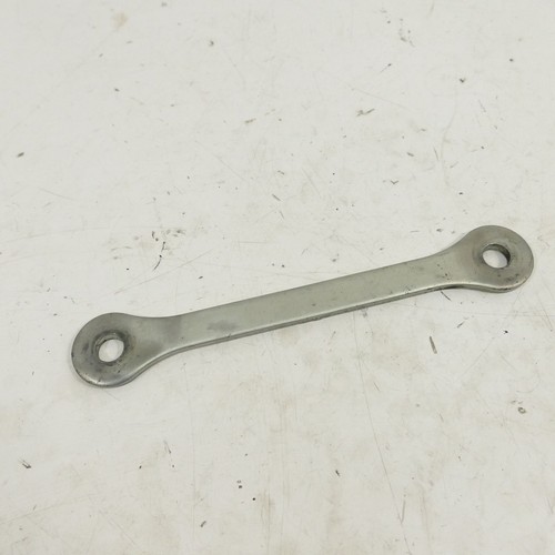 Suzuki GSF 1200 Bandit Umlenkung Federbein Schwinge Knochen 50469