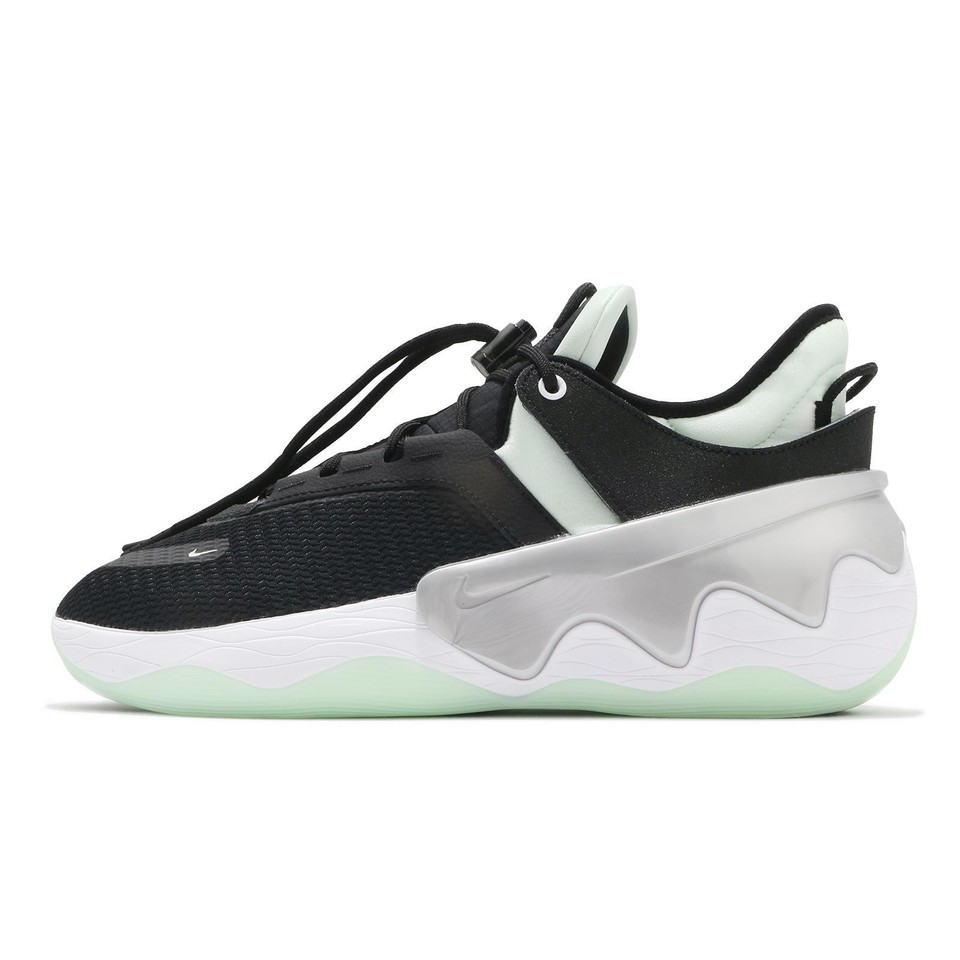 distorted dna nike