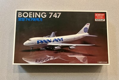 Modelkit Academy Minicraft Boeing 747 ''Pan Am'' on 1:288 in Box