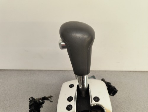 2004 - 2007 Audi A8l A8 D3 4.2L At Gear Shifter Selector W Knob 4E1713041F OEM - Picture 5 of 14