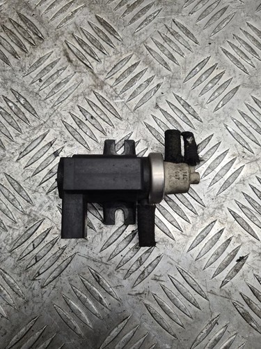 Volkswagen Golf IV 2002 Diesel Turbolader Druckwandler Magnetventil DRA20095